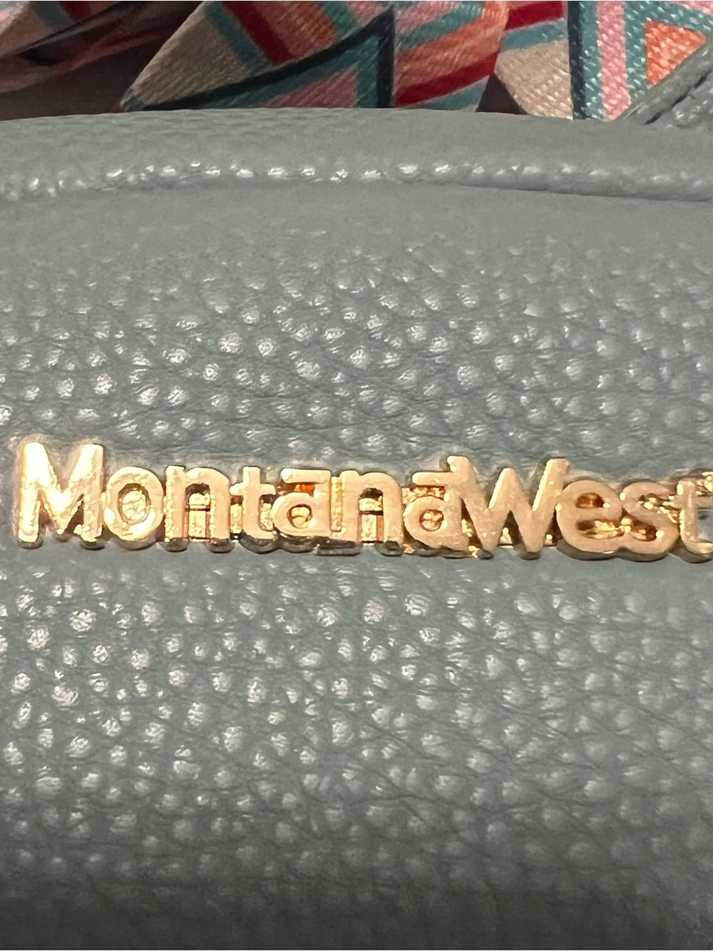 Montana West color use