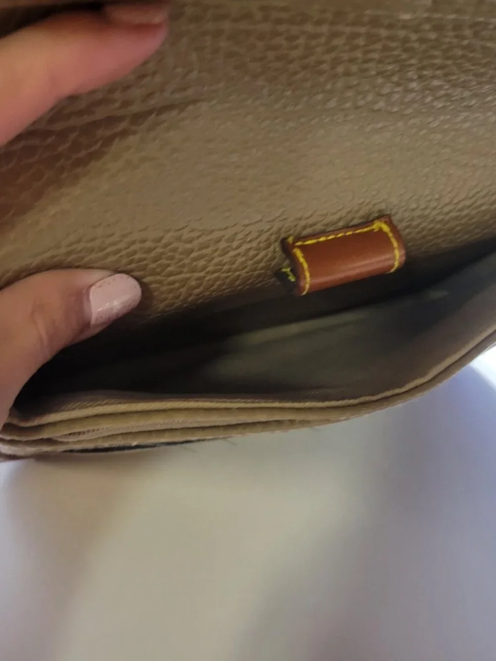Dooney & Bourke add like