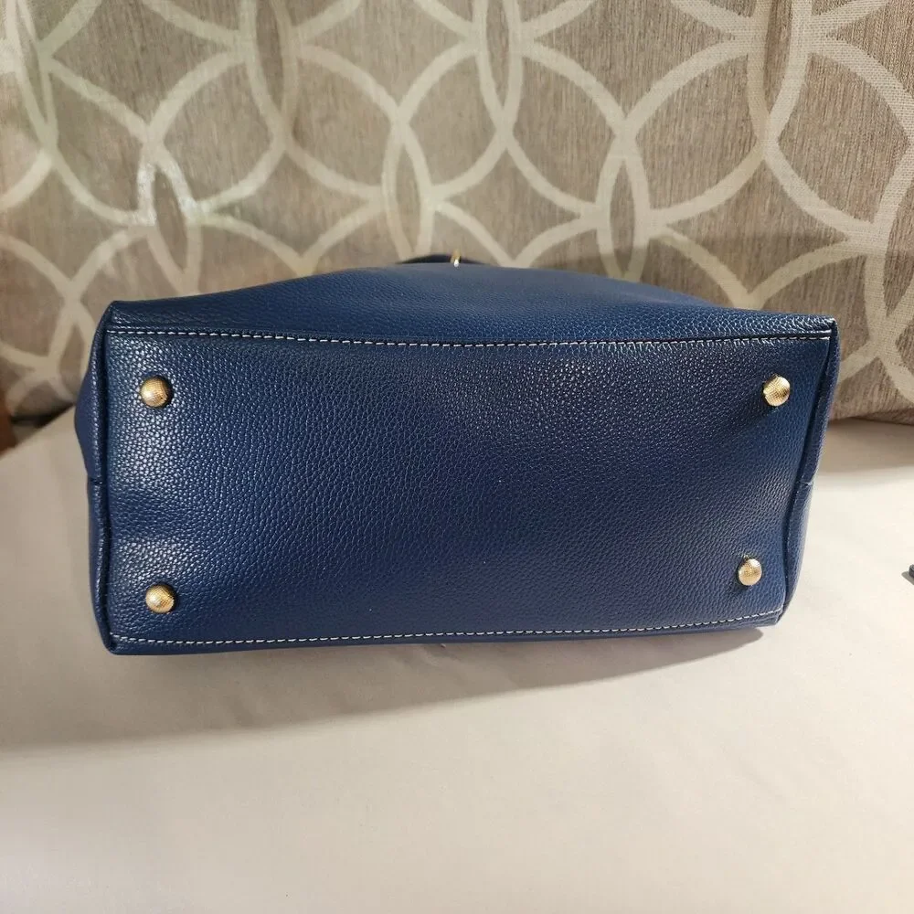 Unbranded blue handbag