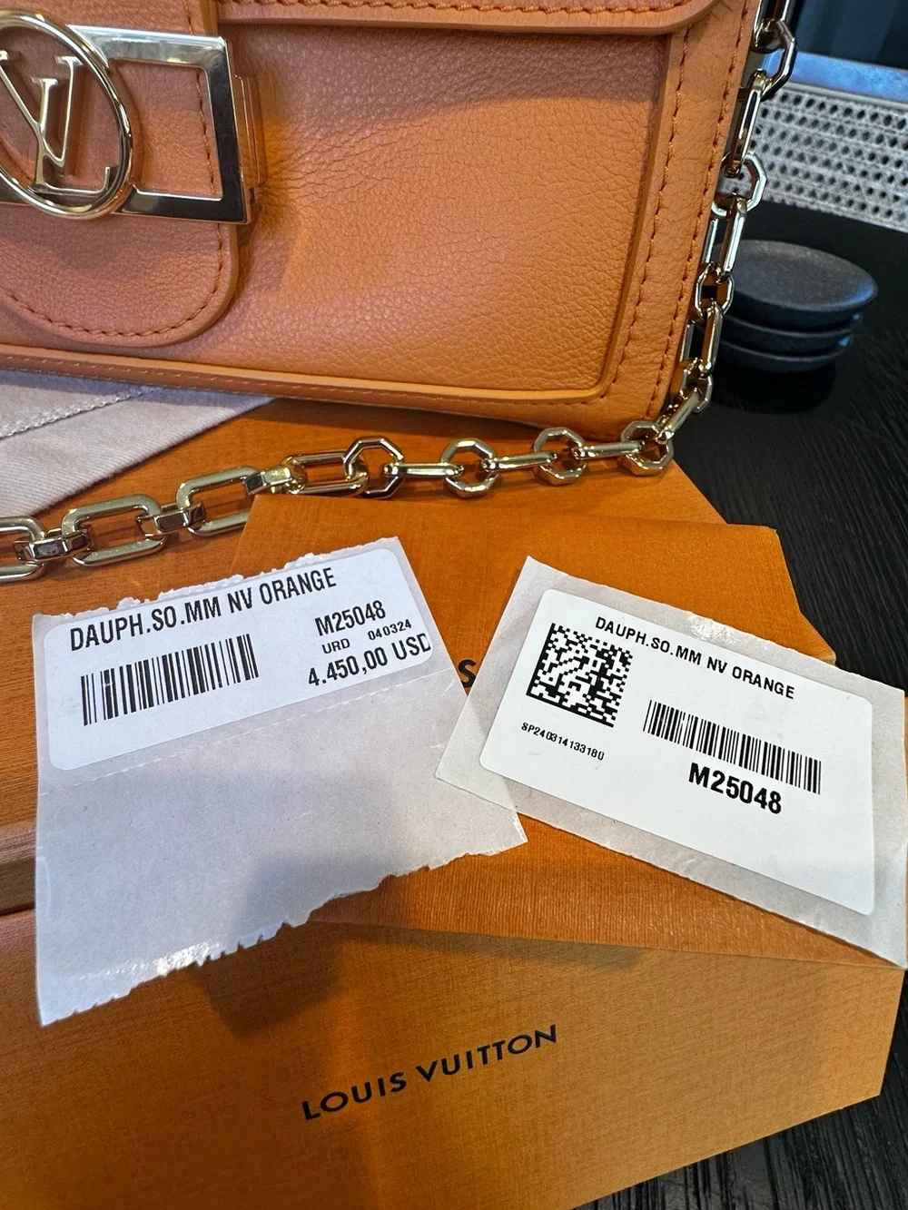 Louis Vuitton structured dust flap
