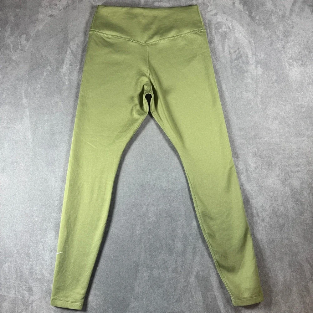 Nike therma fit