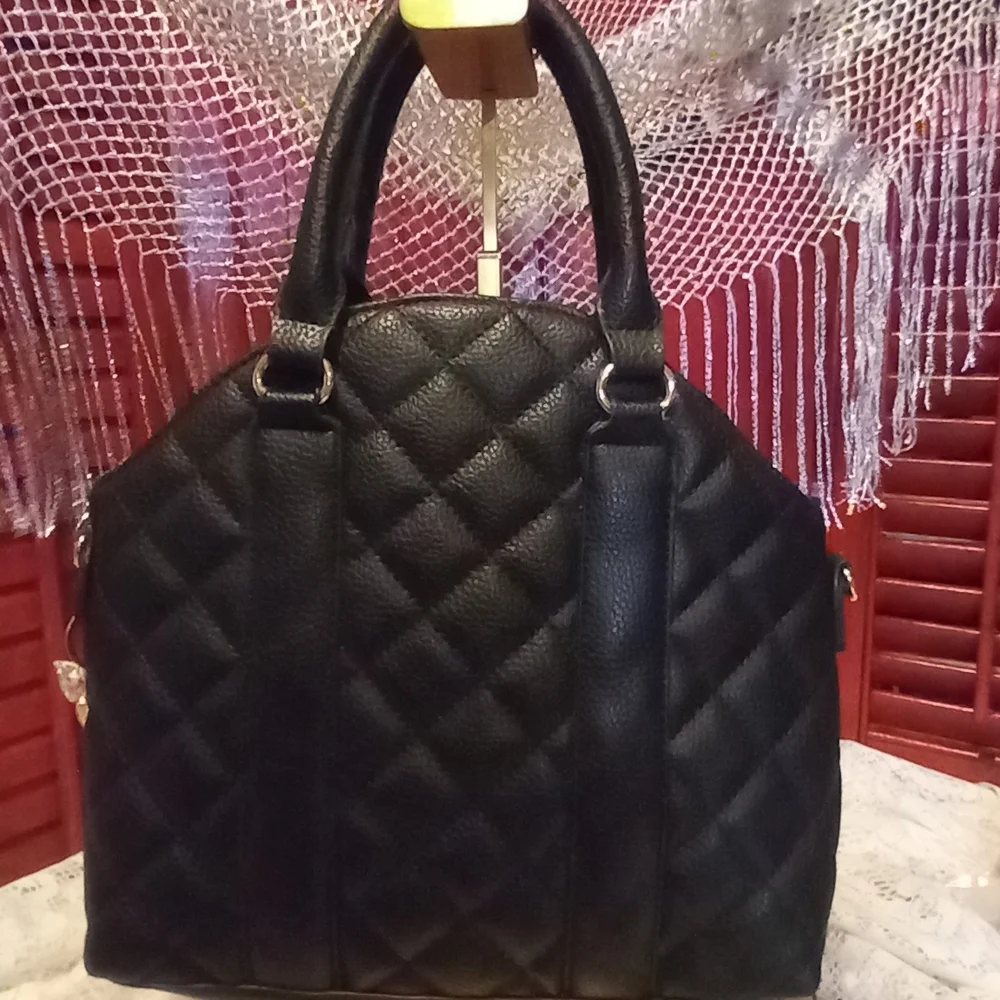 Steve Madden Quilted Black Top-Handle Crossbody