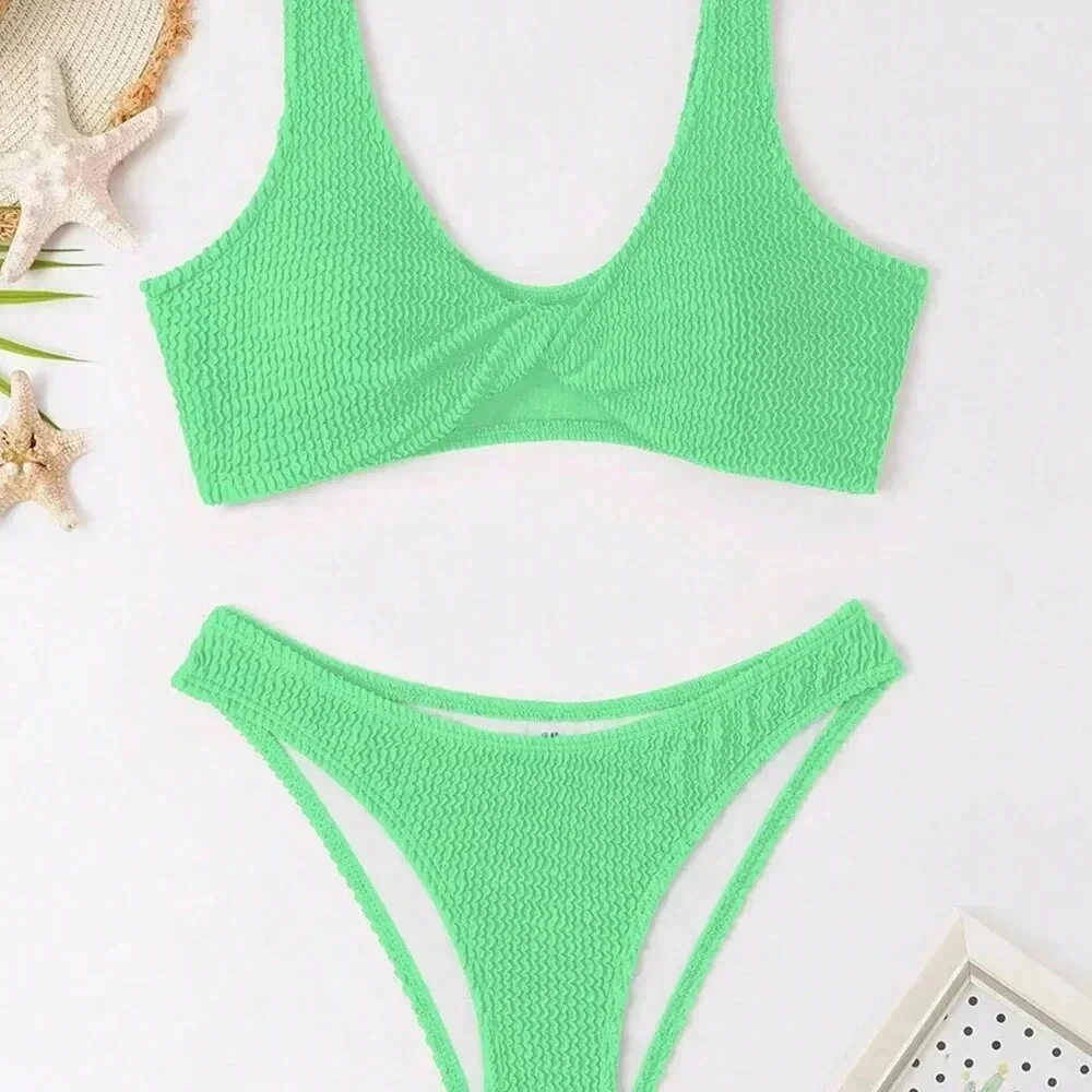 N/A 82% polyester