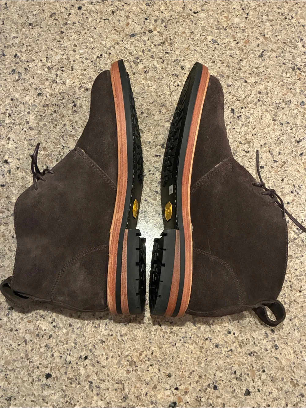 Men’s 8.5 Taylor Stitch Dark Brown Suede Chukka Boots (The Chukka)