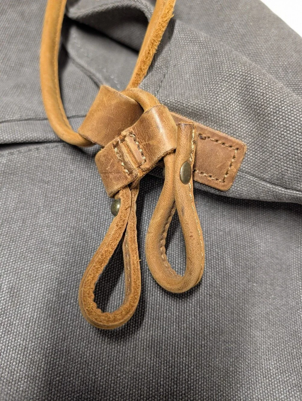 Unisex Gray Canvas Crossbody Bag Brown Leather Strap Messenger Hobo