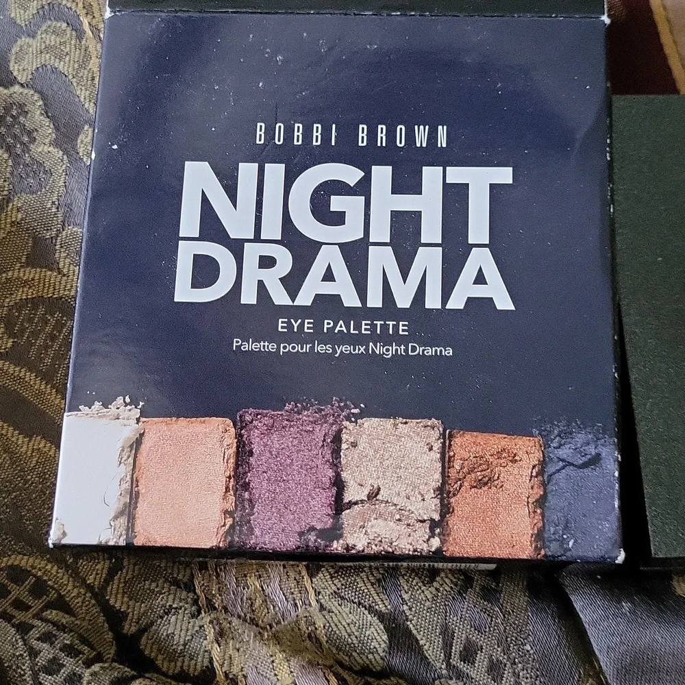 Bobbi Brown bobby brown