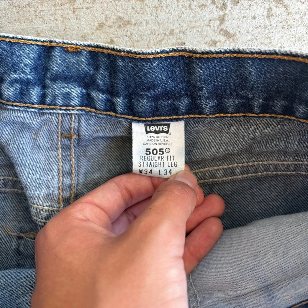 Vintage Levi's 505 Men's Jeans Size 34x34(32x34) Blue Wash USA Made Straight Leg