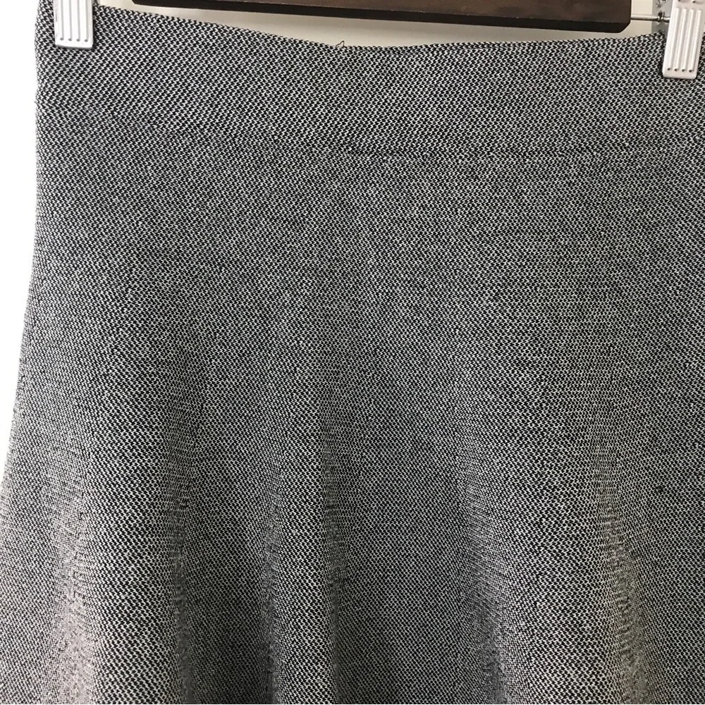Zara basic black white teeed A-line tiered midi skirt XS