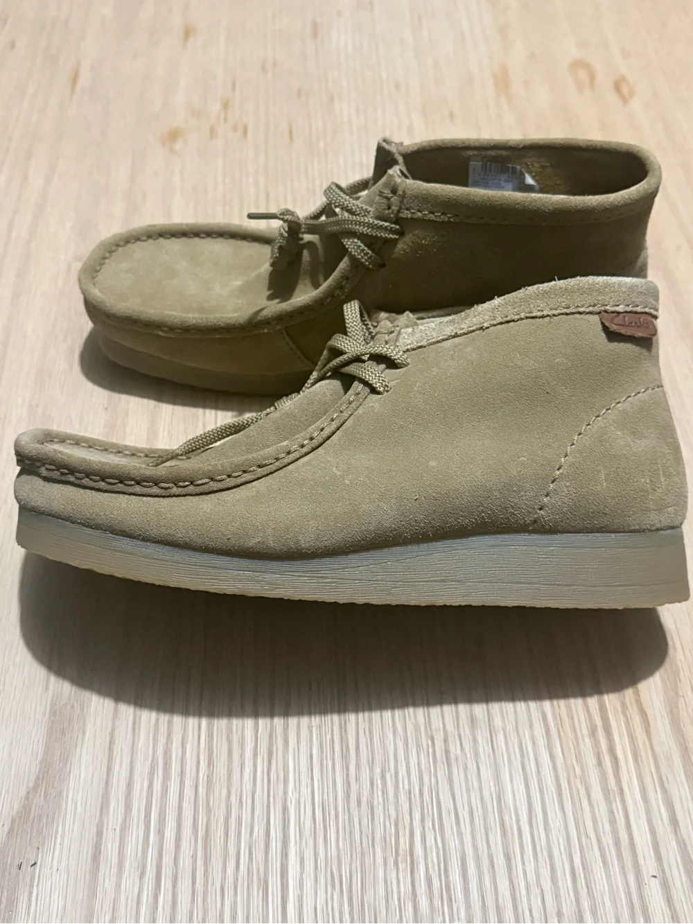 Clarks Men's Suede Chukka Boots in Tan