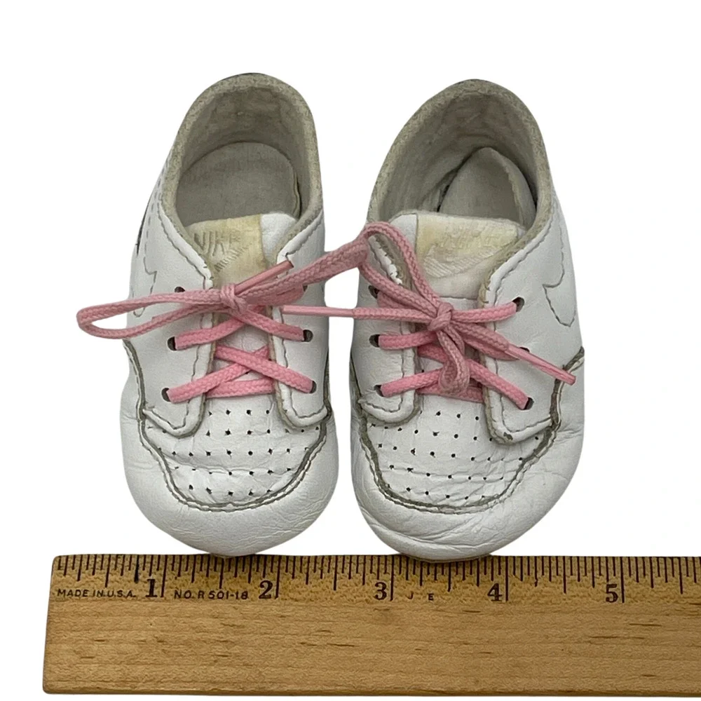 Vintage Nike Newborn Girl Crib Shoes Baby Sz 1 Sweet Dreams 1986 Pink Swoosh