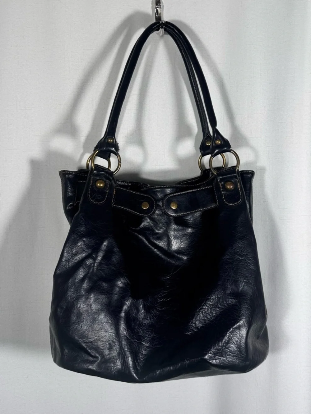 Axcess Liz Claiborne Black Slouchy Vegan Leather Shoulder Bag