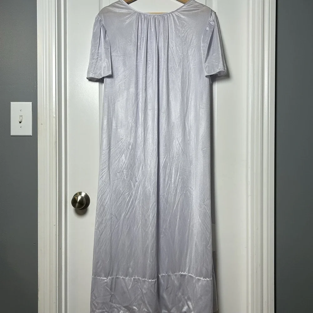 Vintage 70s Satin Lavender Butterfly Lace Ruffle Collar Maxi Nightgown Nap Dress