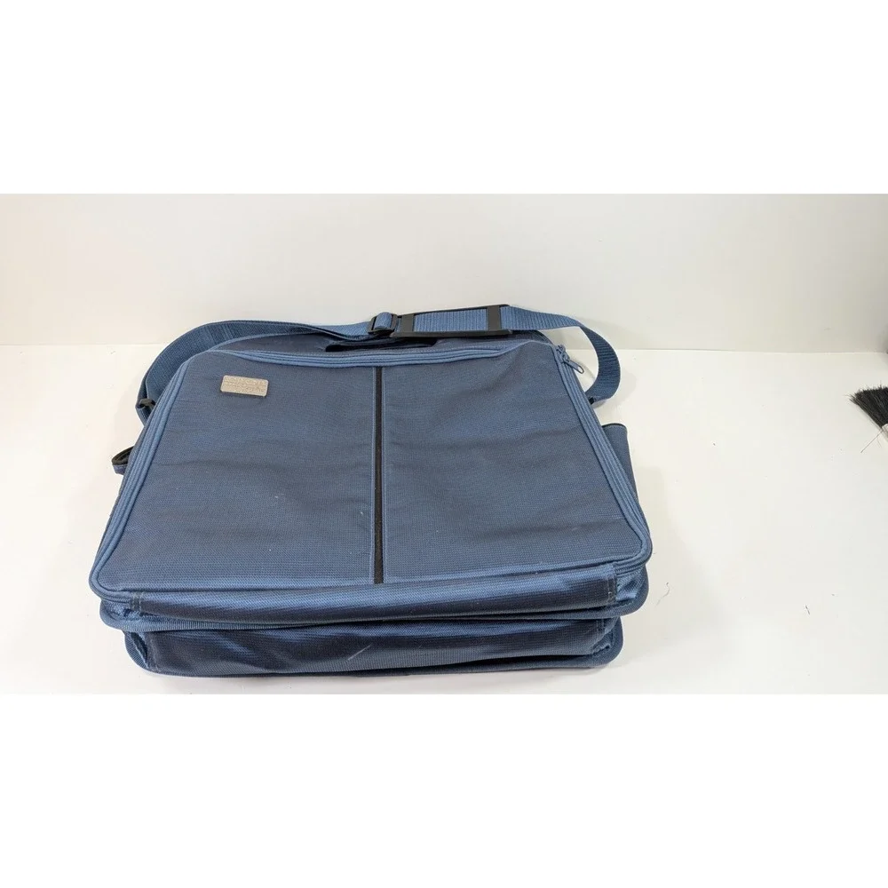 Crop In Syle Large Blue Zippered Scrapbook Paper Pocket Craft Case 16