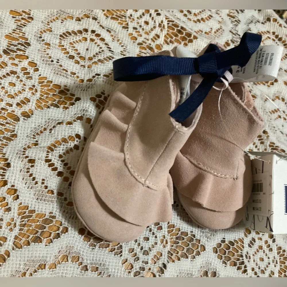 Janie & Jack Baby Girl Dusty Pink Suede Ruffle Crib Shoes 3-6 M