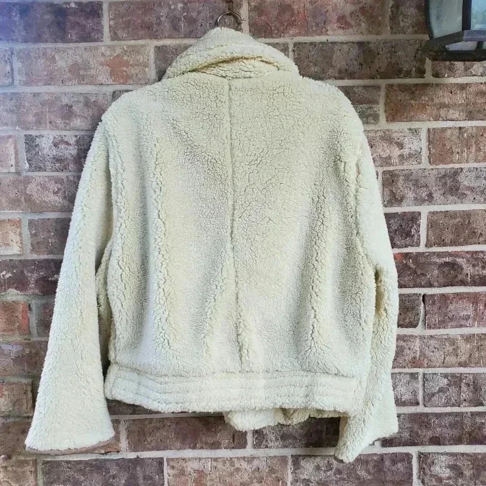 Free People cozy up