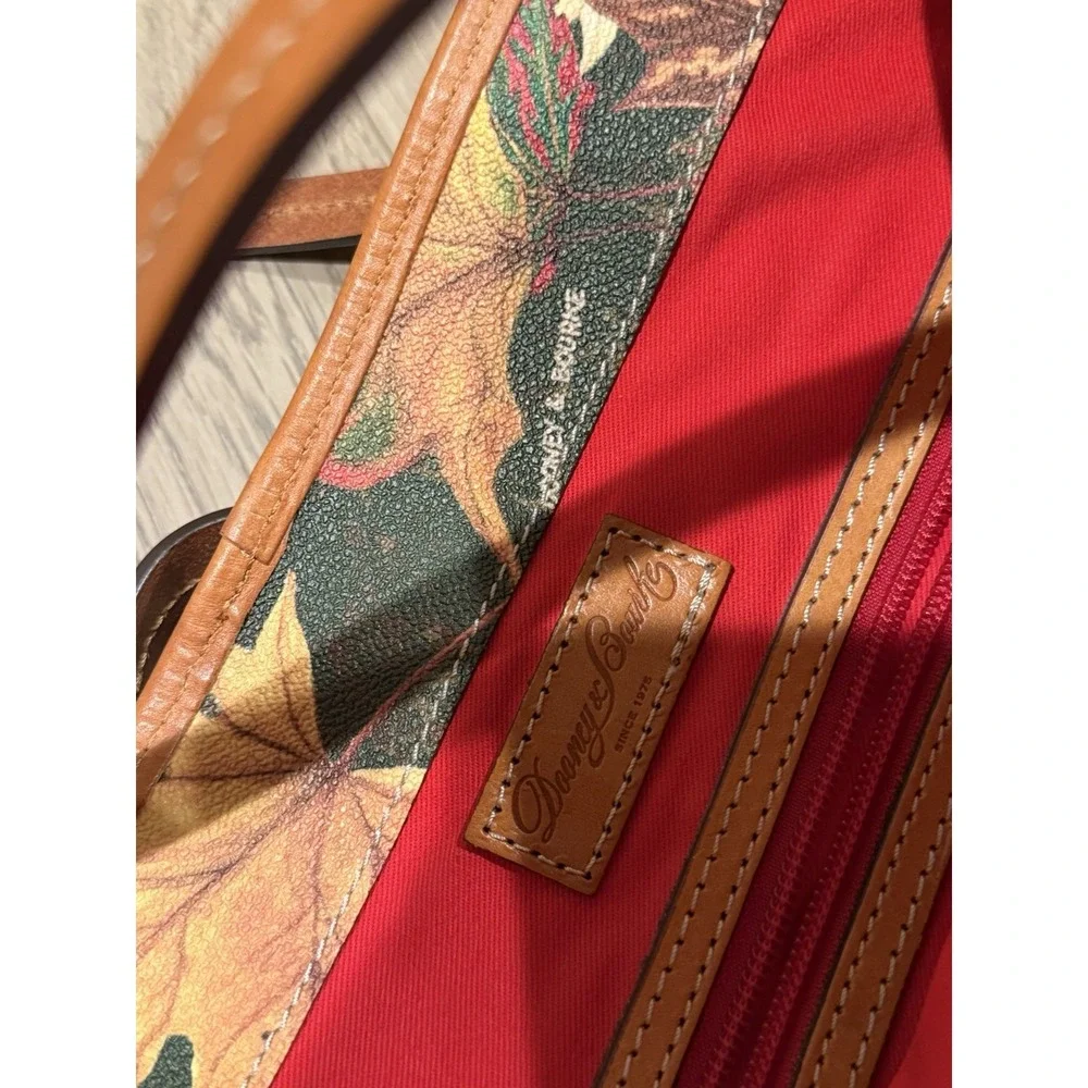 Dooney & Bourke  Maple Leaf  Tote dover Rare Bag