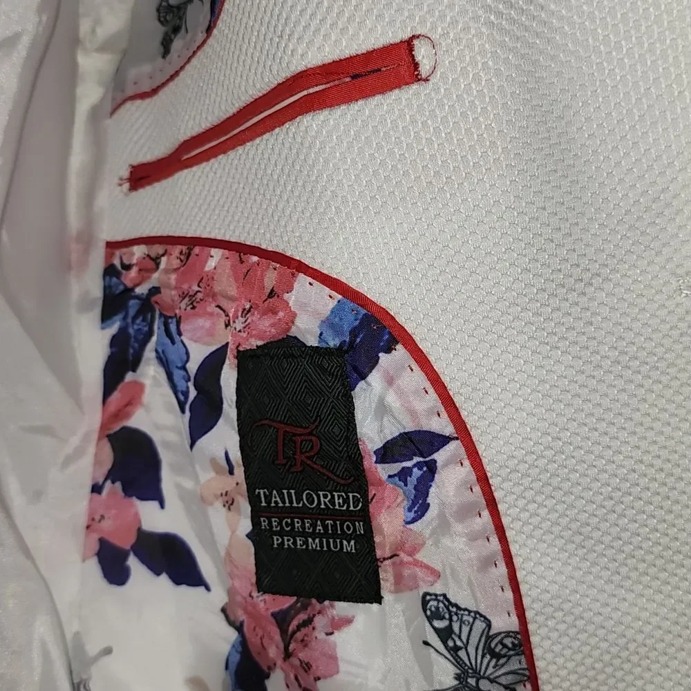 Tailored Recreation Premium cream fully