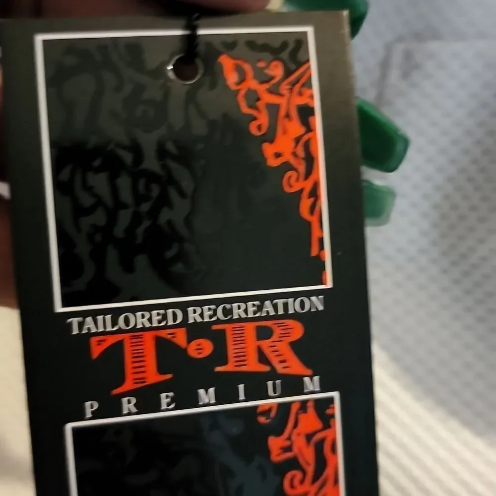 Tailored Recreation Premium cream fully