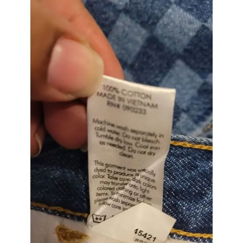 PacSun add touch