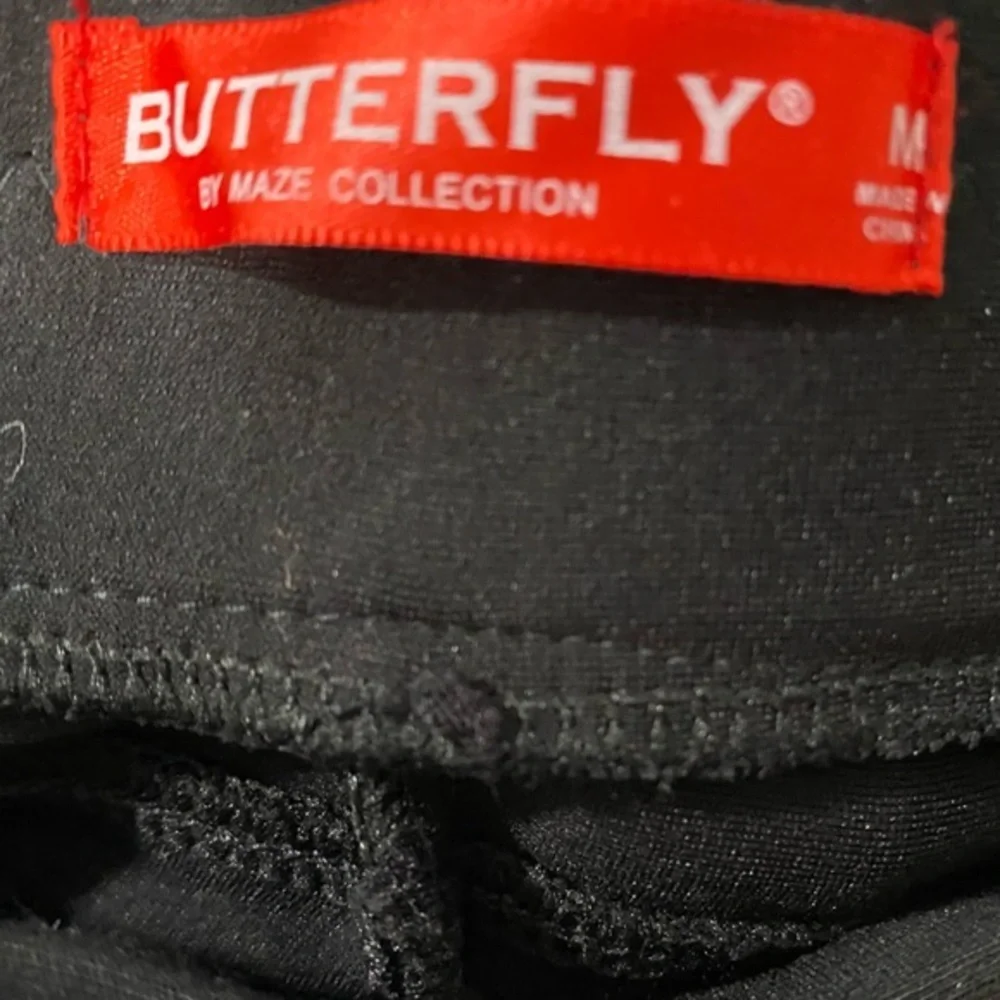 Butterfly by Maze, Girls Medium‎ Black Leggings with Stripes, EUC