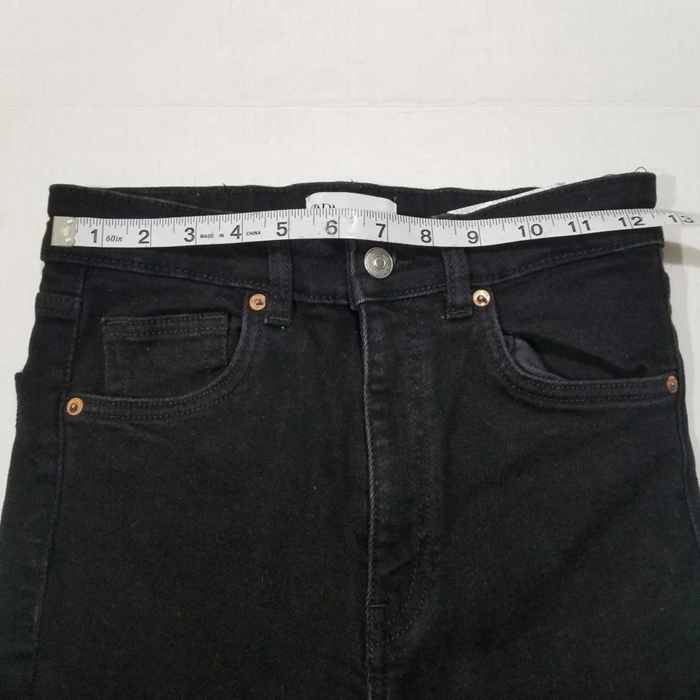 Zara cropped Jean's‎ sz 6