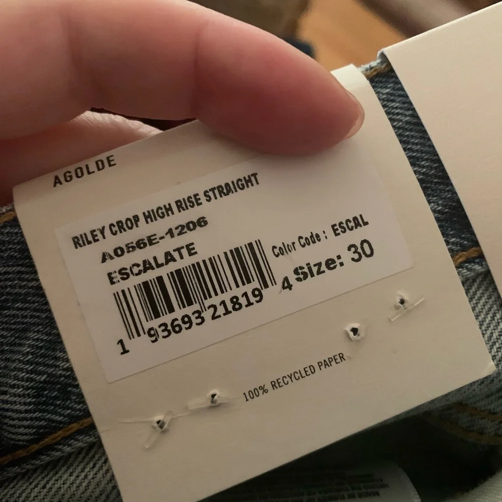 Agolde Riley High Rise Crop Straight Escalate Size 30