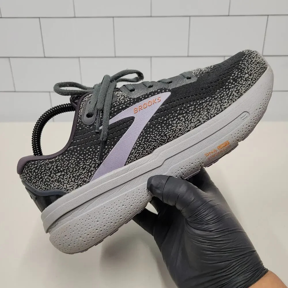 Brooks Women's Black and Gray Athletic Running Shoes