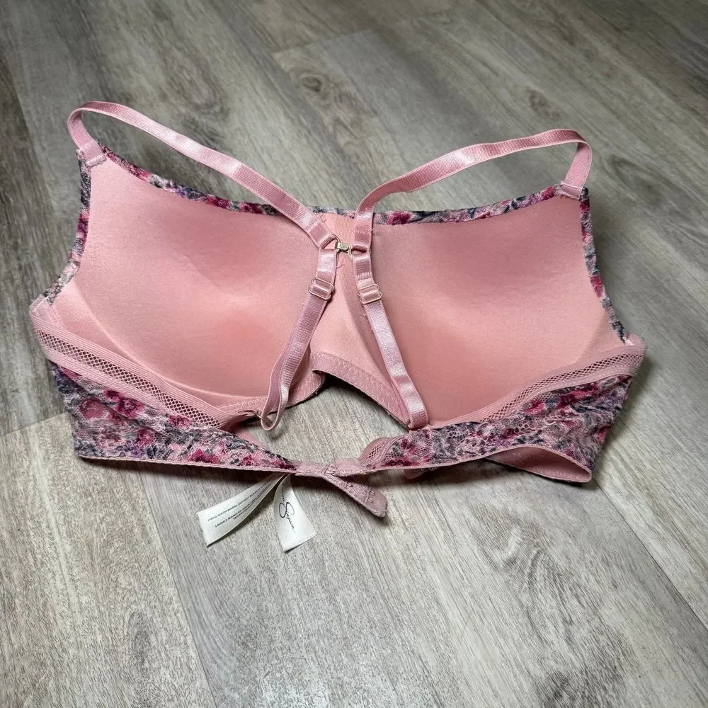 Jessica Simpson this bra