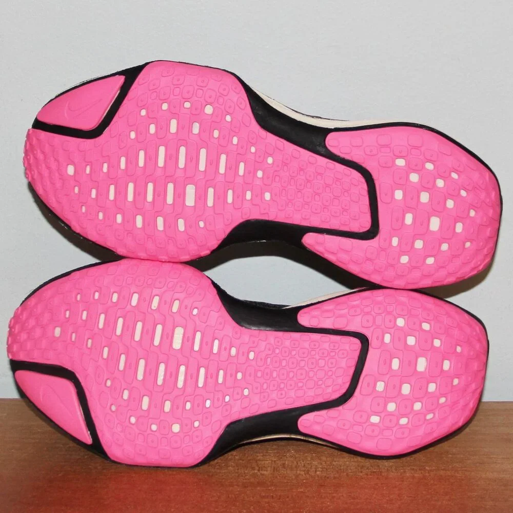 Nike ZoomX Invincible Run 3 Running Shoes Womens 9.5 Earth Pink