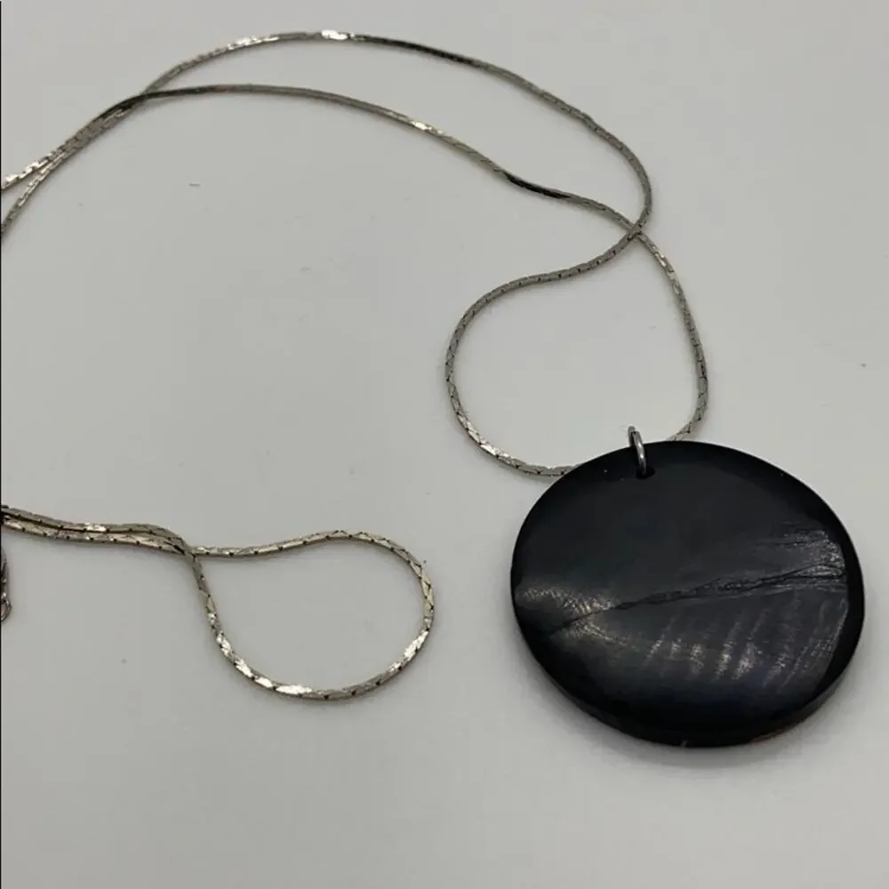 Vintage Abalone shell wooden pendant necklace