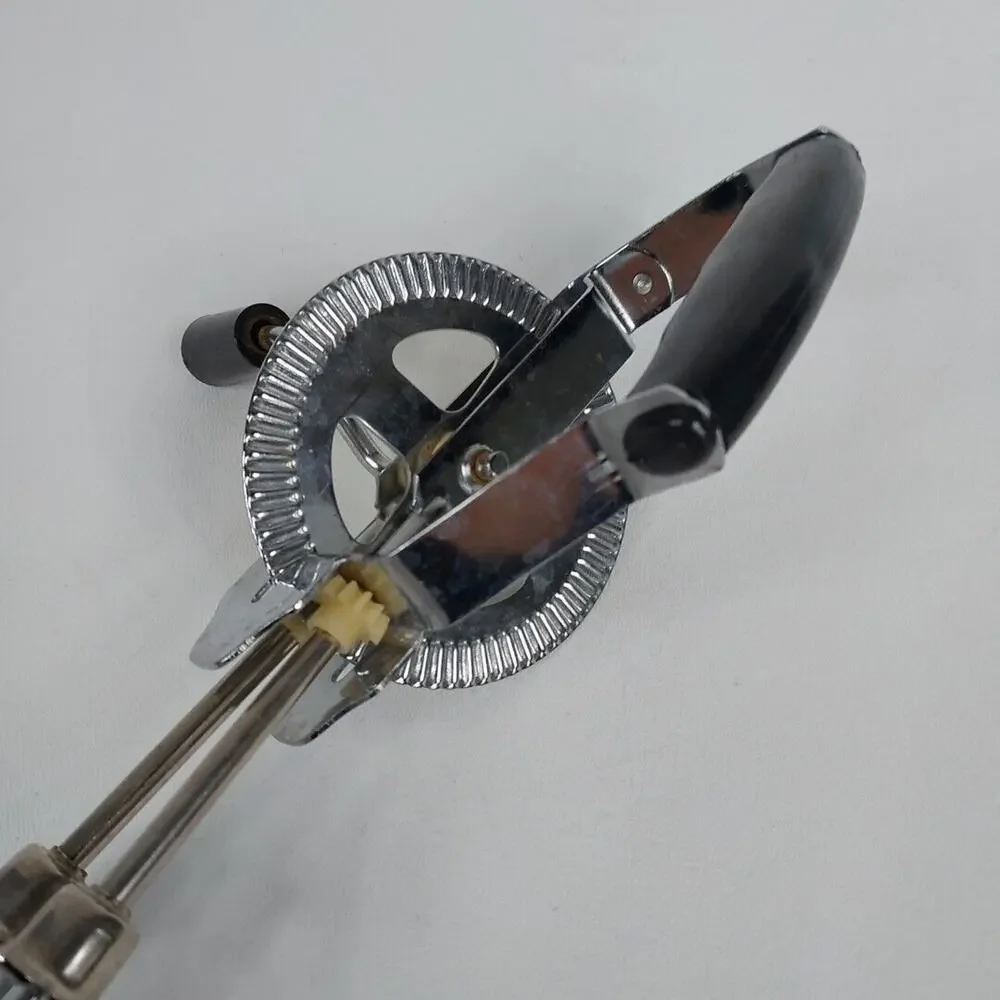 Vintage Black Handled Egg Beater Hand Mixer Kitchen Utensil‎ Crank Whisk