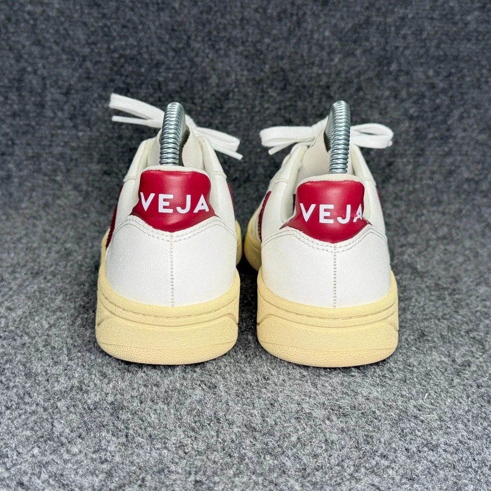 Veja 10 sneakers