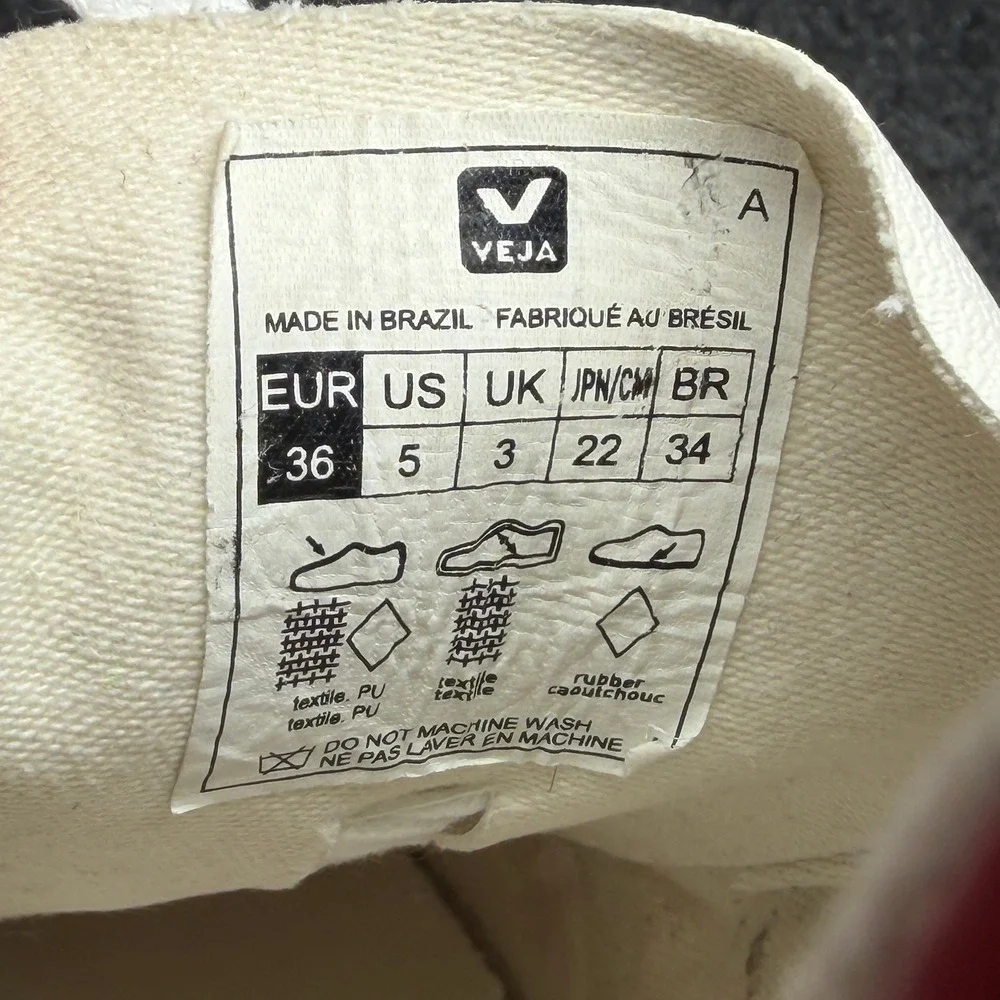 Veja 10 sneakers
