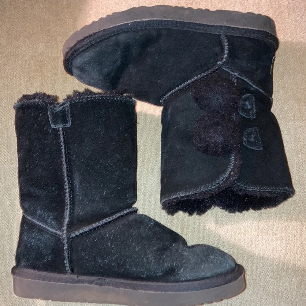 DREAM PAIRS Suede Shorty-PomPom Winter Lined Ankle Boots Little Girl Size 1