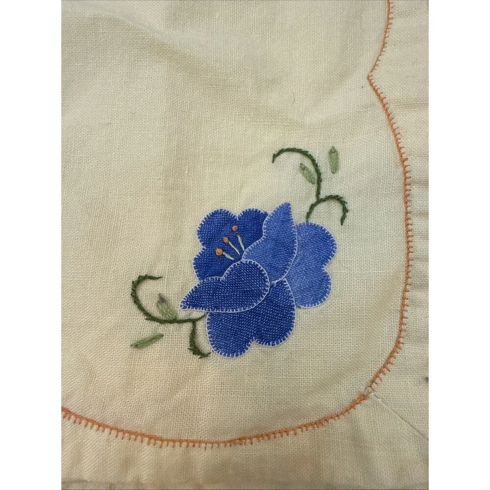 Vintage Yellow 4 Placemats 4 Napkins Embroidered Flower Floral Appliqué Set