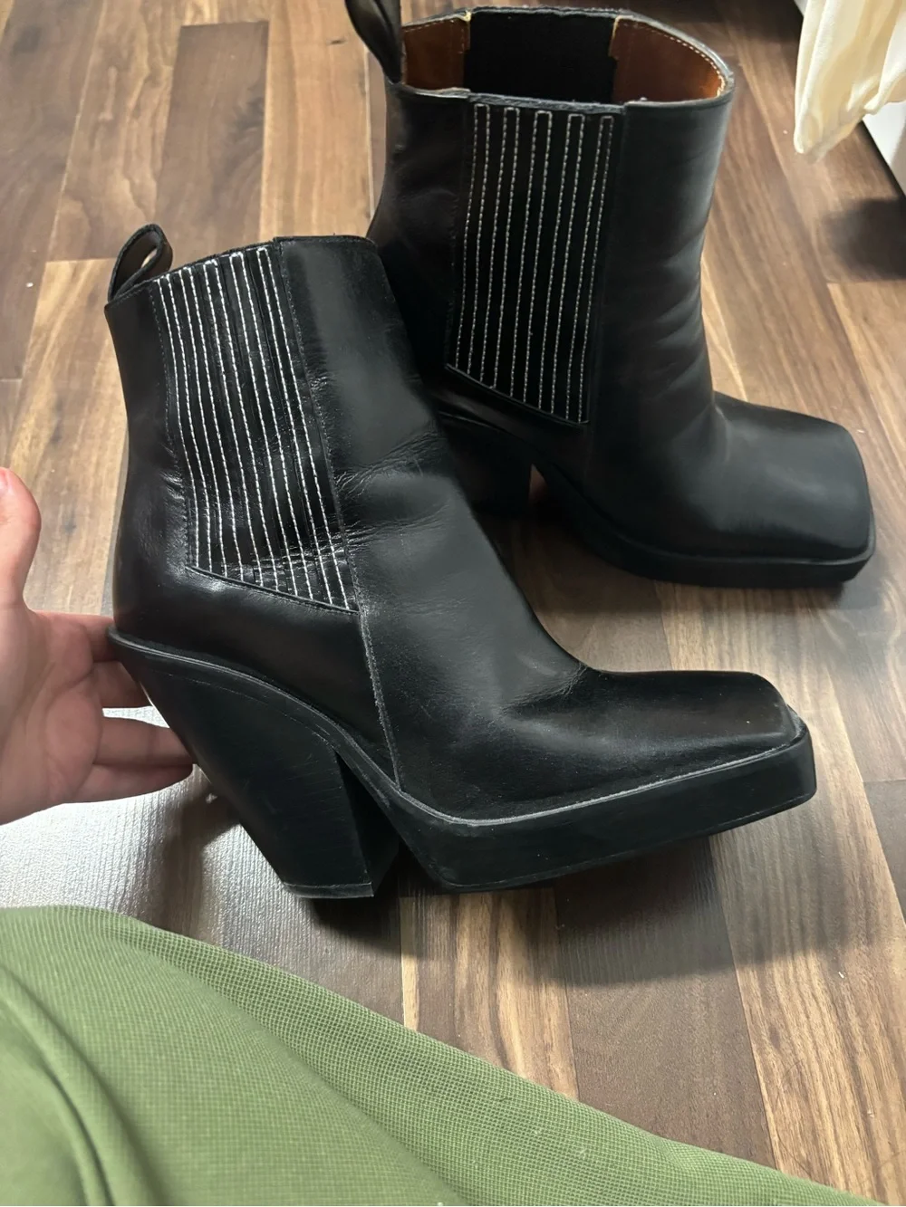 Zara Black Leather Square-Toe Ankle Boots with Contrasting Stitching
