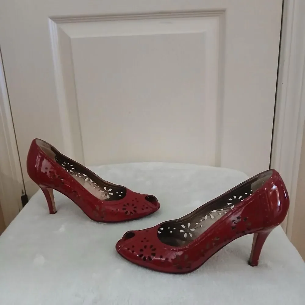 Vaneli #romantic indie eyelet