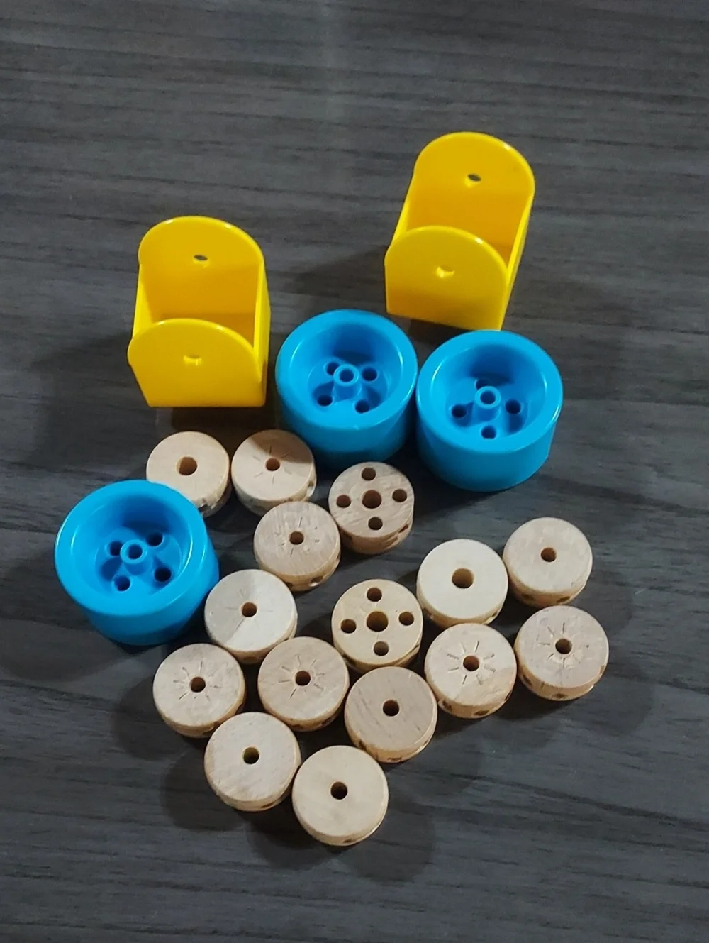 Tinkertoy vintage building