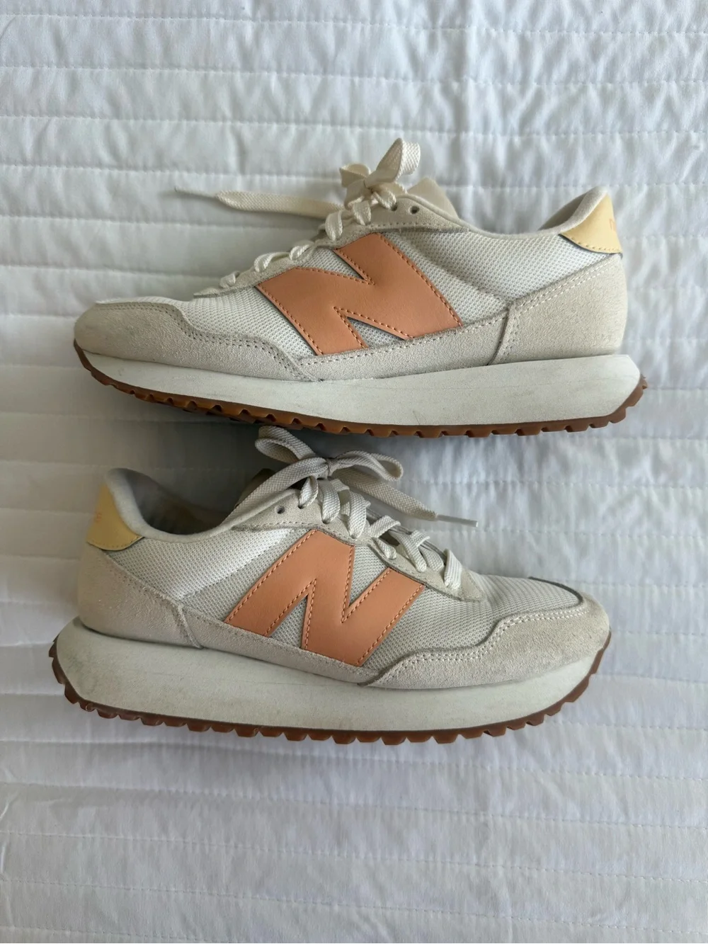 New Balance 237 Sneakers