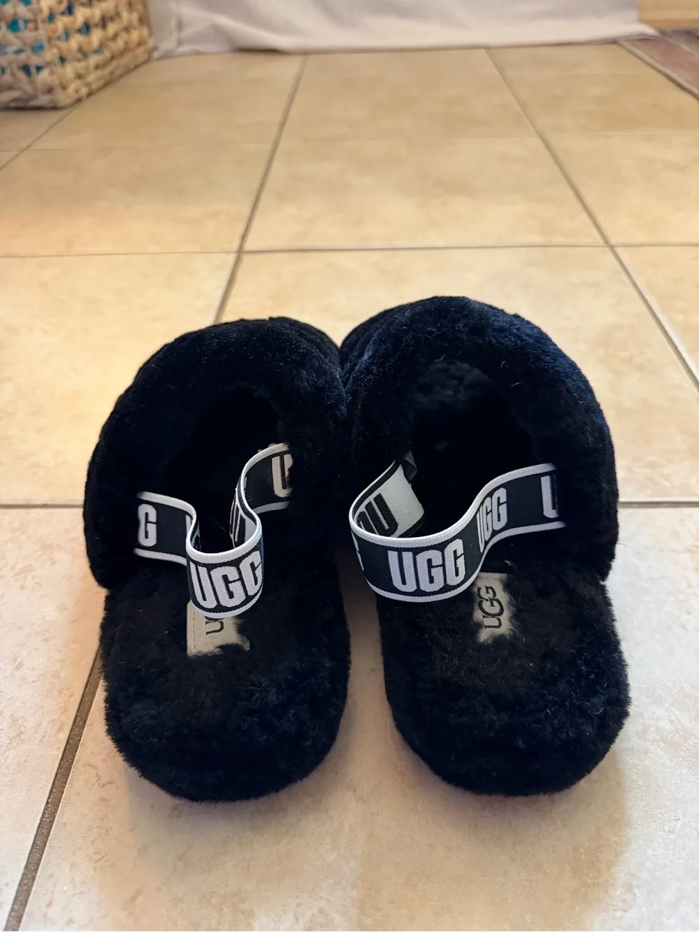 UGG slide faux design