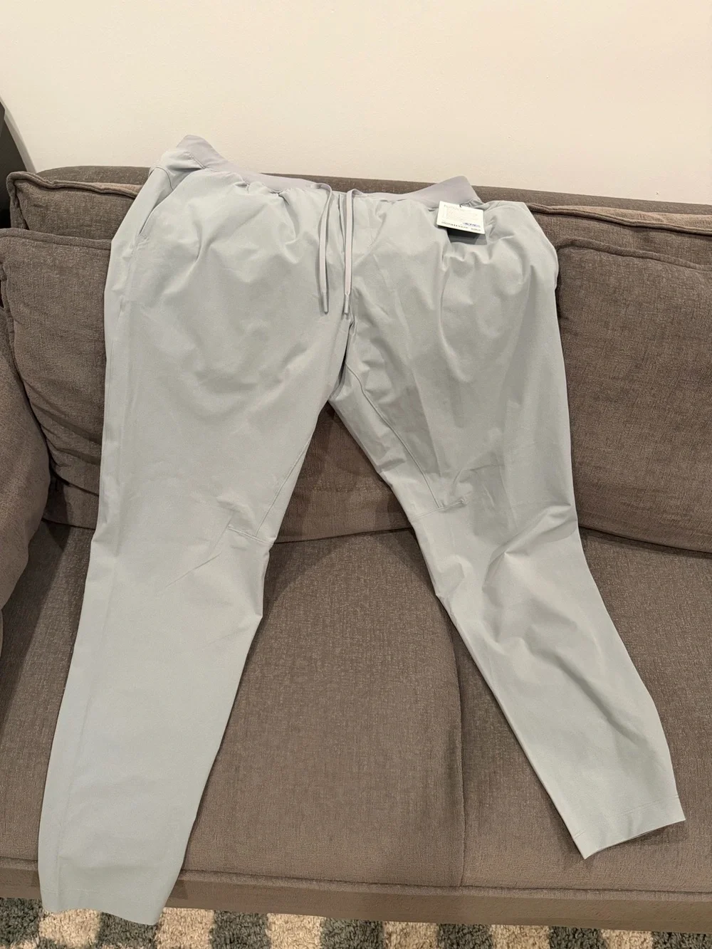 LULULEMON - Men’s Sz XL Zeroed In Slim Fit Light Gray Pants NWT