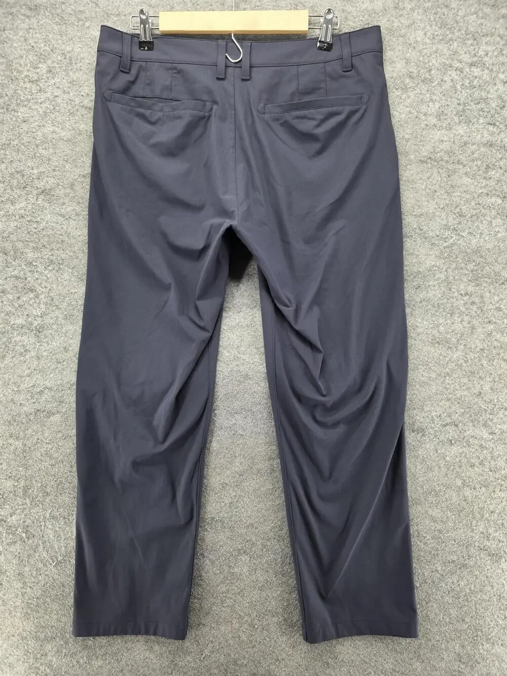 Rhone Chino Pants Mens 34x28 Blue Stretch Performance Travel Casual Golf