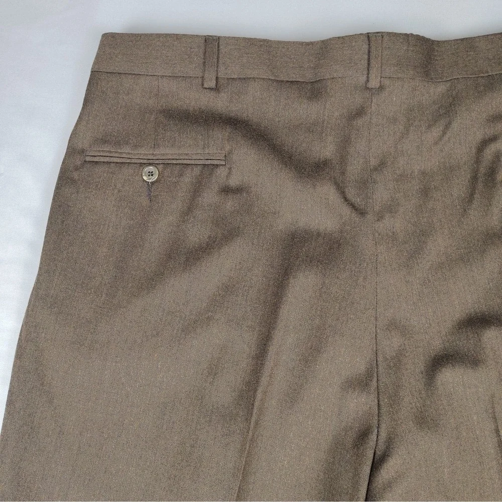 VTG Claiborne Dress Pants Mens 42x32 Brown 100% Worsted Wool Pleated Cuffed NWOT
