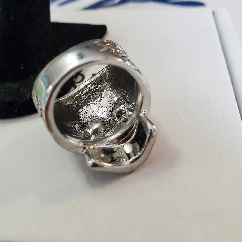 Heart4Kids silver skull