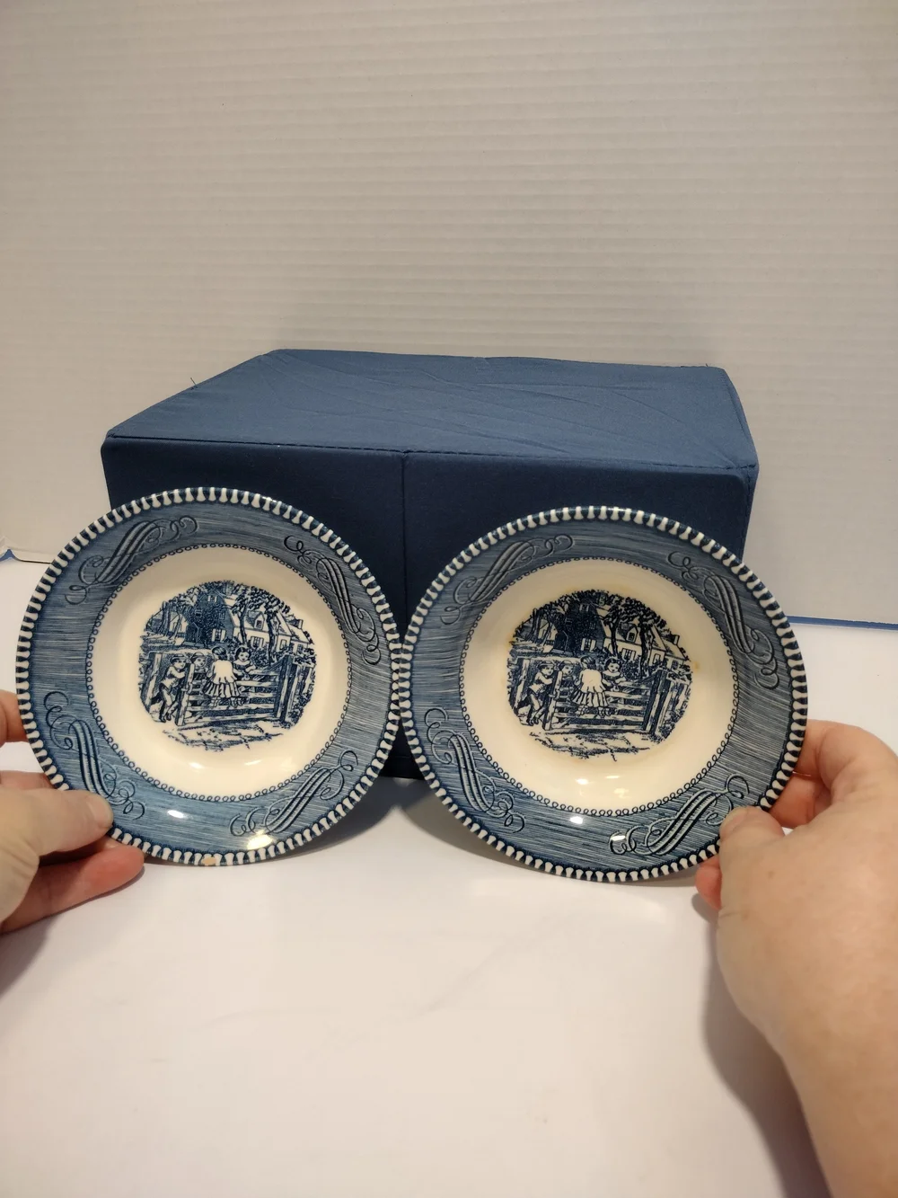 Currier & Ives product set