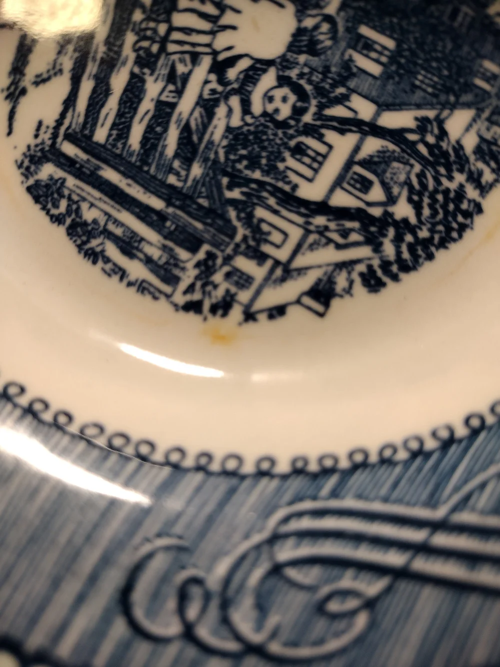 Currier & Ives product set