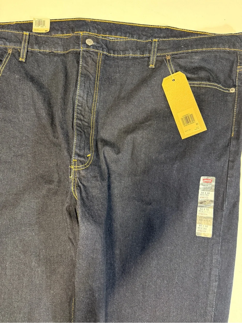 Levi's Men's Dark Blue Relaxed Fit Denim Jeans