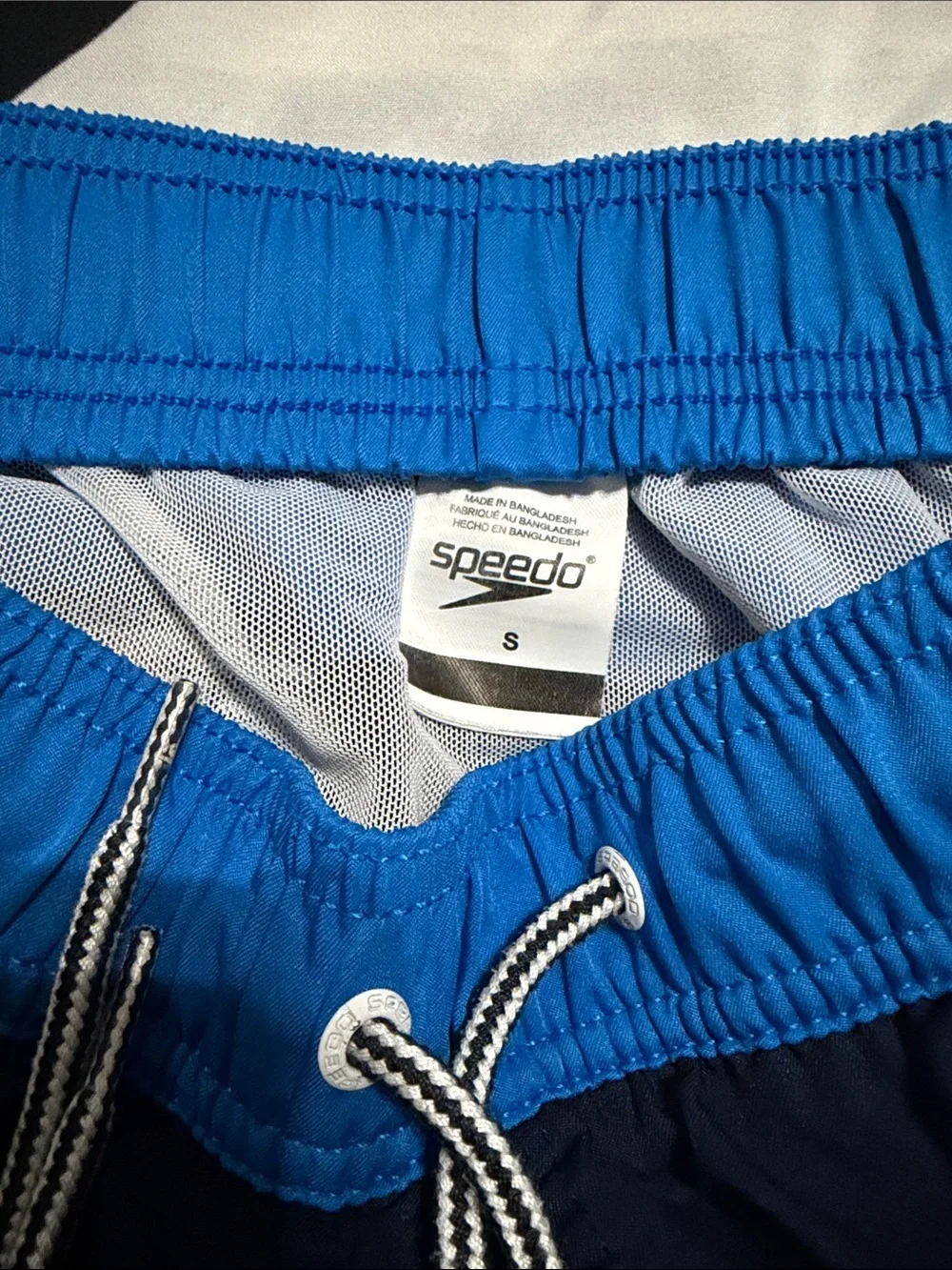 Speedo adjustable leg