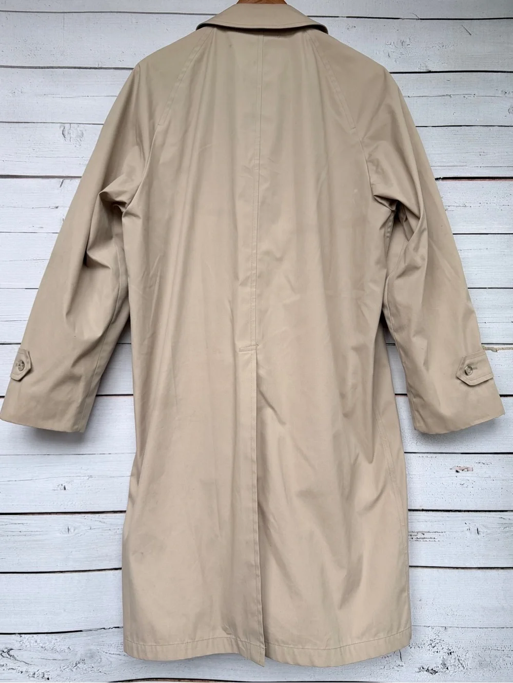 Vintage London Fog Tan Single-Breasted Trench Coat - Hidden Button Mac Jacket 40
