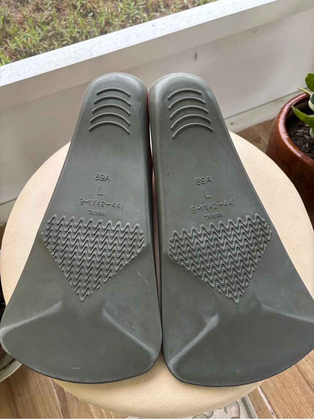 TYR slip swim